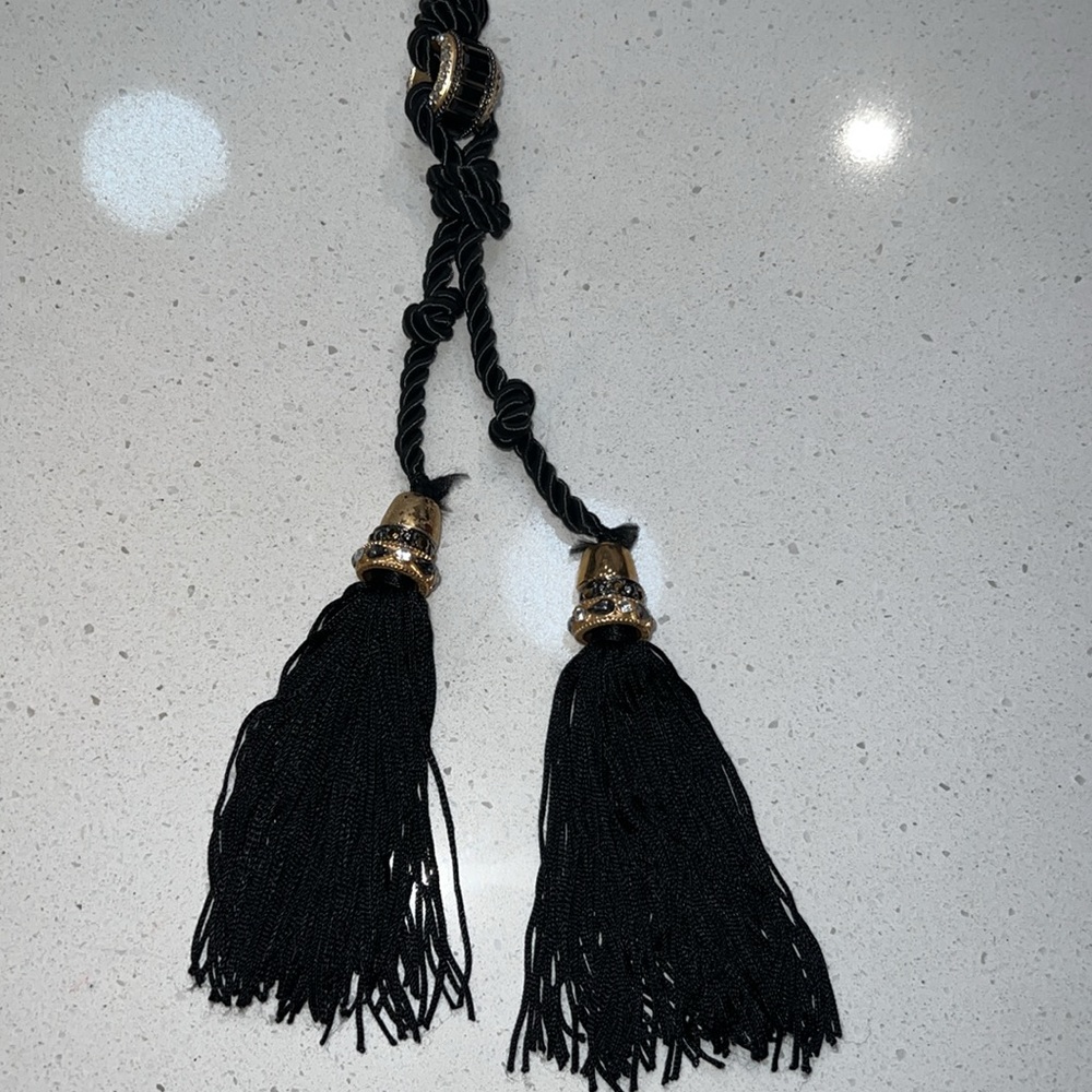Vintage 18”-20”Rope Cord Tassel Necklace! Adjustable to 20”! Clasp - Picture 13 of 13
